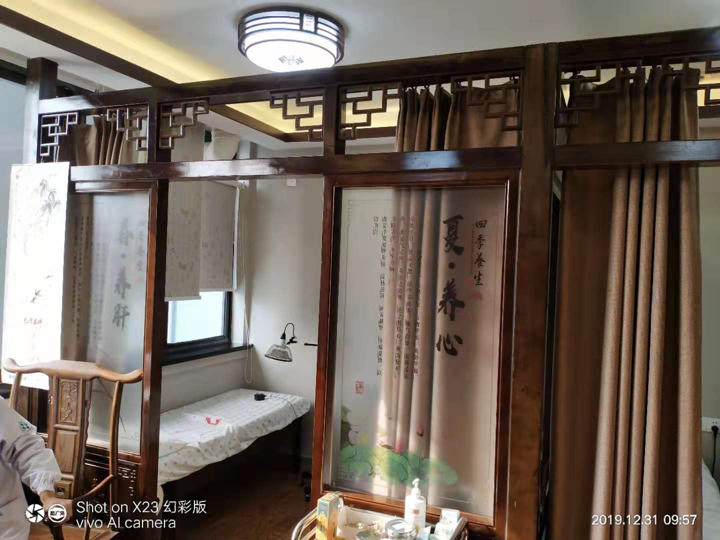 云南(華仔)專業(yè)艾灸排煙設備安裝完畢